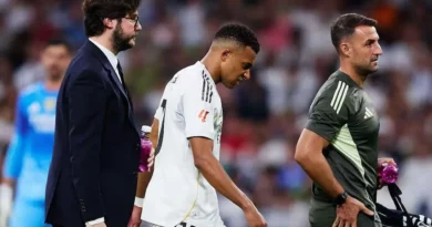 Kylian Mbappe ankle strain